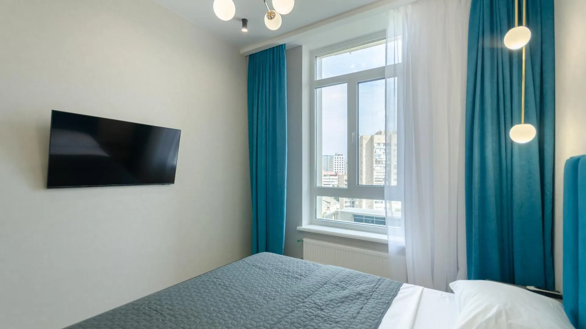 Petrovdom Apartments 11-149 In Rc Zemchuzhina 38, Zhylianska 68 基輔 乌克兰